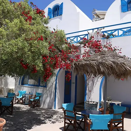 Holiday home Flora Santorini Perissa (Santorini)