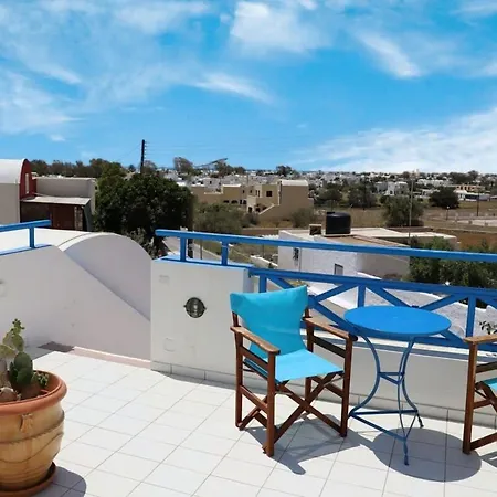 Feriehus Flora Santorini *